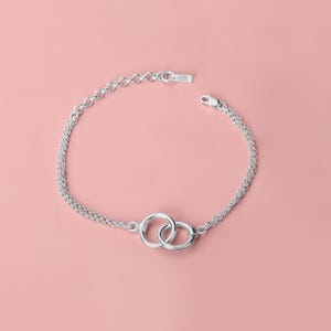 Forever Connected-armband | Dikke sterlingzilveren geometrische onderling verbonden gekoppelde ronde open cirkel Halo Eternity schakelarmband