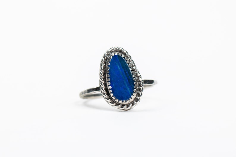 Size 8.5 Boulder Opal Gemstone Ring In Sterling Silver With Twisted Border Small Dark Royal Blue Oxidized Boho Bohemian Solitaire Ring image 5