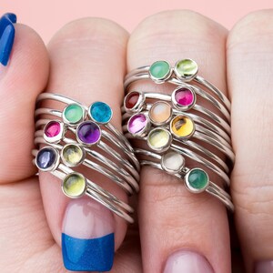 Anello con pietre preziose piccole impilate / Anello con pietra colorata impilabile in argento sterling, sottile e delicato anello impilabile, regalo di compleanno per lei immagine 7