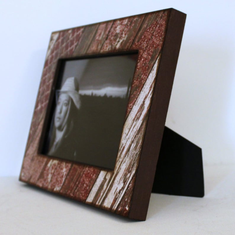 Red Rustic Painted Photo Frame Weathered Wood 4x6 5x7 8x8 8x10 Picture Frames Chippy Paint Barn Wood Look Farmhouse Photo Frame