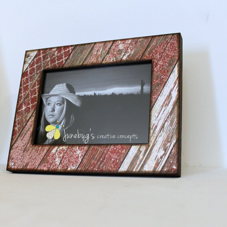 Red Rustic Painted Photo Frame Weathered Wood 4x6 5x7 8x8 8x10 Picture Frames Chippy Paint Barn Wood Look Farmhouse Photo Frame