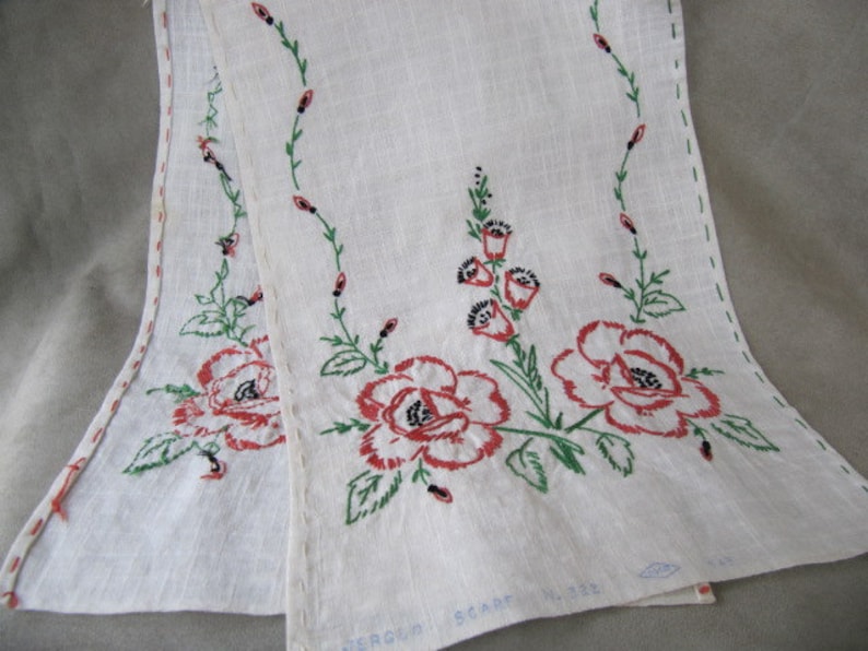 Vintage linen embroidered table scarf red roses