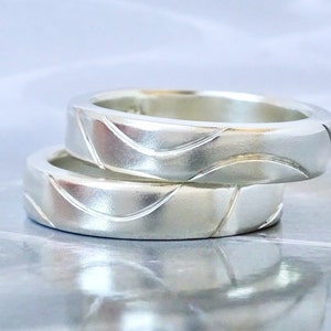 Fresh Tracks Ring | Narrow Silver Mountain Ring | Women&#39;s Mountain Wedding Band | Ski Tracks Ring Gold | Alternative Wedding Ring