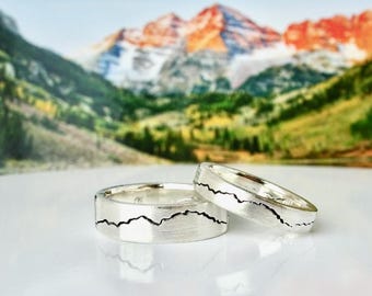 Conjunto de anillos de montaña modernos personalizados / Alianzas de boda a juego inspiradas en la naturaleza