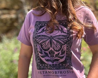 Metamorphose | Unisex-T-Shirt von Comfort Colors
