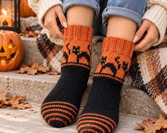 Meias de Gato Preto em Tricô (PDF), Meias Coloridas com Tricô de Baixo para Cima para o Halloween, Ideal para Iniciantes, Tamanhos Infantil e Feminino, Download Imediato