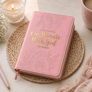 One Minute With God for Women | Daily Devotional Prayer Book & Christian Gift image 2