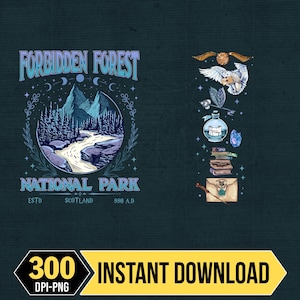 Può includere: Grafica verde scuro con le parole "FORBIDDEN FOREST NATIONAL PARK" e illustrazioni di un paesaggio montano ed elementi magici. Include il testo "ESTD SCOTLAND 990 A.D." e "300 DPI-PNG INSTANT DOWNLOAD".