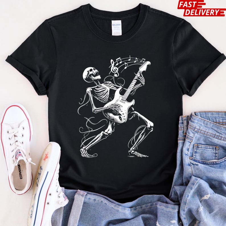 Camiseta con guitarra esqueleto: Camiseta gráfica de Halloween de banda de rock imagen 1