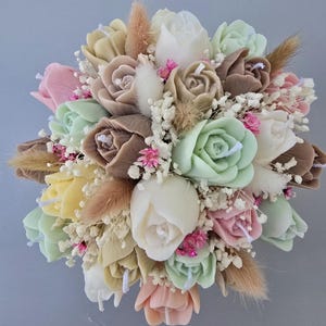 Ramo colorido hecho a mano con cera de soja