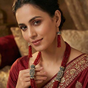 Royal Multi-Layer Beaded Necklace Set with Statement Earring Elegant Beaded Layered Necklace Set Traditional Festive Jewellery