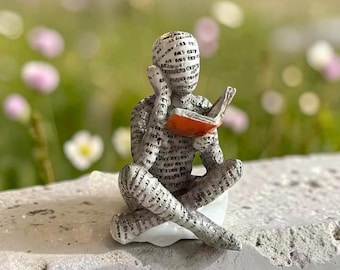 Frau Lese Figur, Buch Liebhaber Geschenk, Bücherwurm Regal & Schreibtisch Ornament, Lese Skulptur, Geschenk für Sie, Housewarming Decor