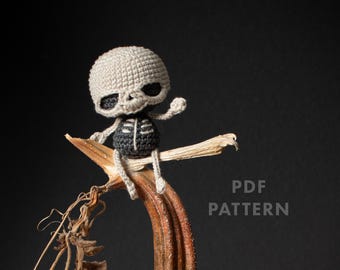 Patrón de ganchillo de esqueleto de Halloween Lalylala Amigurumi | Esqueleto de ganchillo | Regalo de Halloween DIY | Patrón de ganchillo en PDF