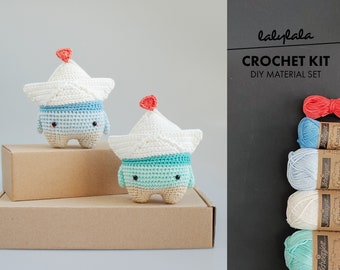 crochet kit lalylala PAPERBOAT Fiete amigurumi diy • material set for sailing ship, origami boat, maritime summer decoration, beach holiday
