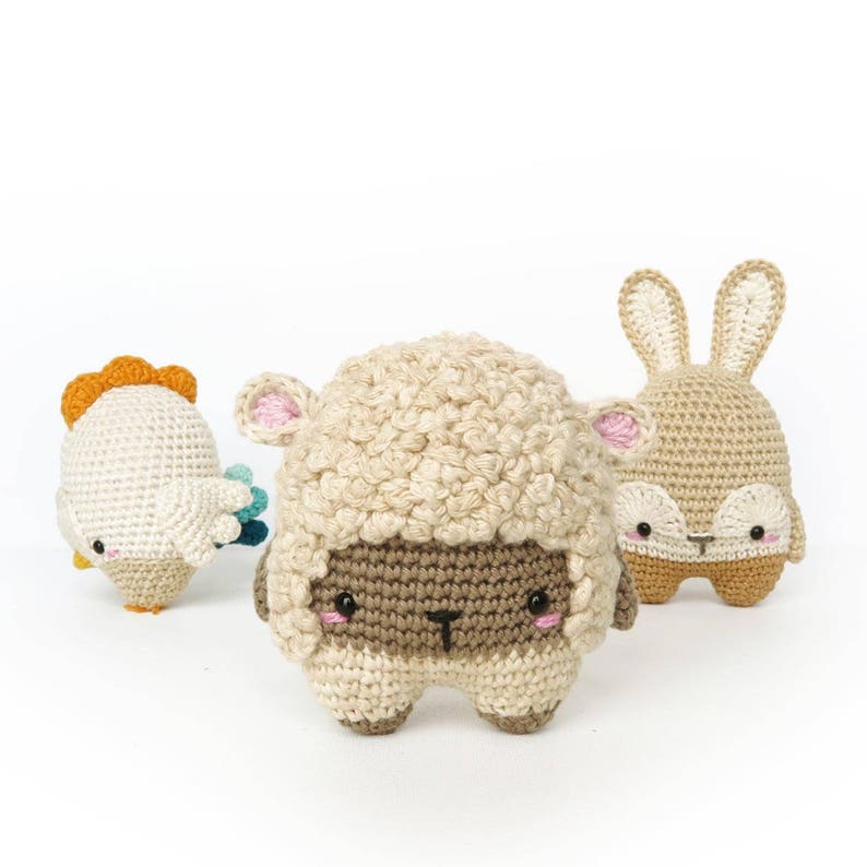 lalylala HÄKELANLEITUNG Ostern Amigurumi Osterhase, Lamm, Küken, niedliches DIY Häkelmuster für 3 Häkelfiguren, auch für Anfänger geeignet Bild 3