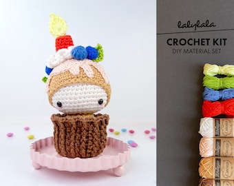 crochet kit lalylala CUPCAKE Ella amigurumi diy • pin cushion, birthday present, cute cake, anniversary decoration for yarn lovers