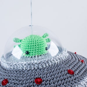 Crochet pattern lalylala UFO / Flying Saucer amigurumi diy music box toy for sci-fi fans, alien, cow, space, funny mobile, nursery deco image 2