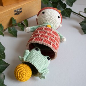 Häkelanleitung lalylala Froschkönig Amigurumi Spielset, Märchen-Matroschka Stapelspielzeug mit Prinz, Frosch, Brunnen, Ball, DIY Häkelmuster Bild 5