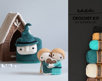 crochet kit lalylala HANSEL + GRETEL Matryoshka, fairy tale amigurumi play set: candy cottage, witch, kids & gingerbread heart, nesting doll