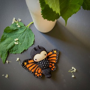 Crochet pattern MONARCH BUTTERFLY amigurumi diy caterpillar toy interchangeable wings, nature, summers, spring, baby rattle, download image 4