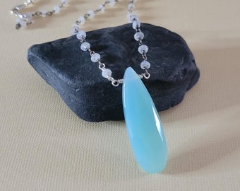 Aqua Chalcedony Necklace, Moonstone Beaded Necklace, Boho Stone Necklace, Aqua Chalcedony Pendant, Healing Crystal, Statement Necklace