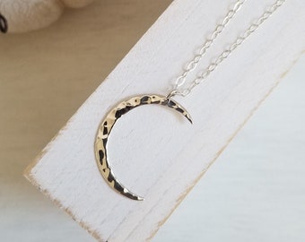 Crescent Moon Pendant Necklace, Sterling Silver Moon Necklace, Celestial Jewelry, Hammered Moon Necklace for Women, Moon Phase Jewelry