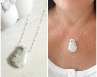 Moonstone Necklace, Moonstone Pendant, Healing Crystal Necklace, Gift for Her, Moonstone Jewelry for Women, Boho Stone Necklace