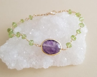 Peridot and Amethyst Bracelet, Beaded Boho Bracelet, Stacking Bracelet, Gemstone Bracelet, Gift for Her, Peridot Jewelry for Women
