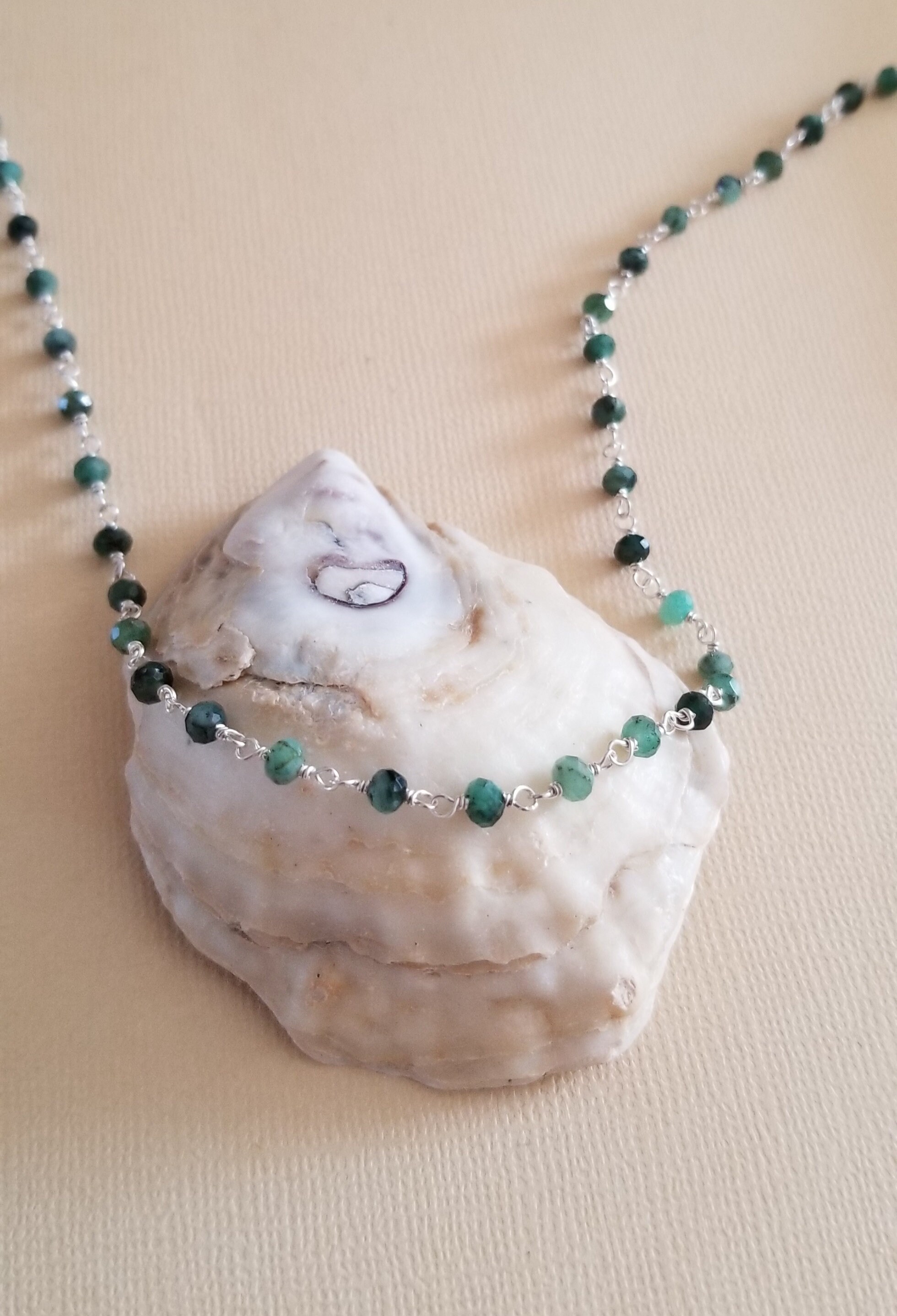 Raw Emerald Choker, Beaded Gemstone Necklace, Dainy Emerald Chain Necklace, May Birthstone, Layering Necklaces