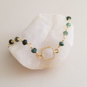 Moonstone and Emerald Bracelet, Thin Bracelet, Raw Emeralds Beaded Bracelet, Stacking Bracelet, Handmade Gemstone Bracelet