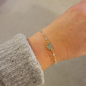 Aquamarine Bracelet, Dainty Heart Bracelet, Boho Gemstone Beaded Bracelet, Heart Jewelry, Dainty Aquamarine Bracelet, Rosary Chain Bracelet