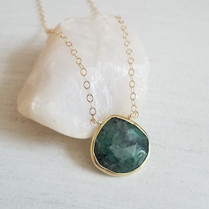 Emerald Necklace, Raw Emerald Pendant, May Birthstone, Gold Gemstone Necklace, Gift for Her, Natural Stone Necklace, Layering Necklace