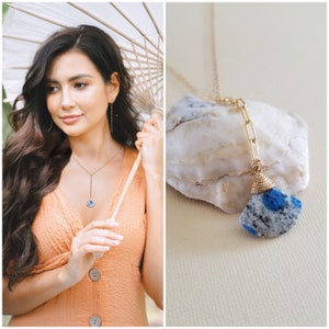 Azurite Necklace, Gold Y Necklace, Gemstone Drop Necklace, Boho Necklace for Women, Azurite Pendant, Statement Necklace, Lariat Necklace