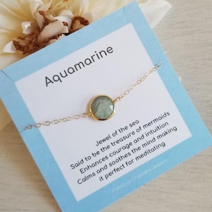 Delicato bracciale in acquamarina, gioielli con pietra portafortuna di marzo, bracciale sottile in oro, idea regalo di compleanno per lei, bracciale a strati, regalo per damigella d'onore