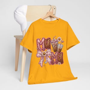 Camiseta vintage para mamás amantes del café / Camiseta retro para mamás amantes de la cafeína imagen 15