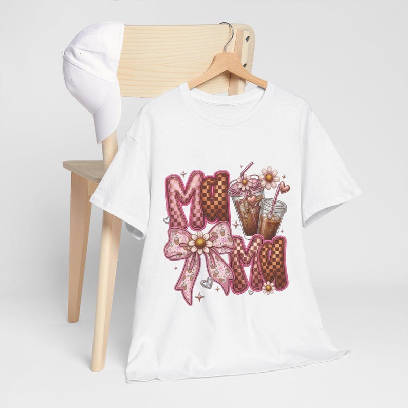 Camiseta vintage para mamás amantes del café / Camiseta retro para mamás amantes de la cafeína imagen 8