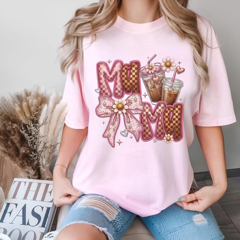 Camiseta vintage para mamás amantes del café / Camiseta retro para mamás amantes de la cafeína imagen 4