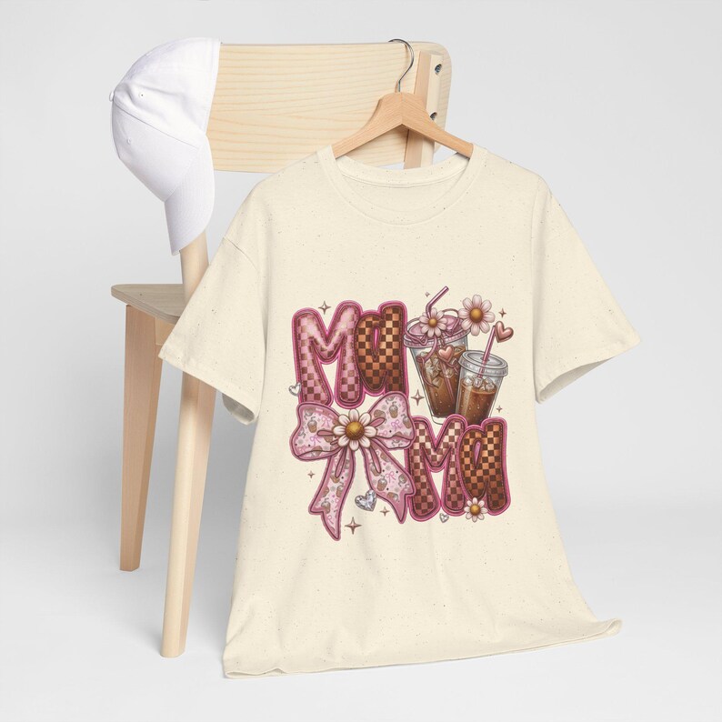 Camiseta vintage para mamás amantes del café / Camiseta retro para mamás amantes de la cafeína imagen 11