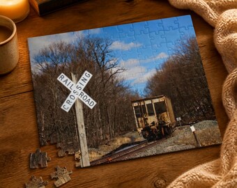 Puzzle ferroviario / Regalo per amanti dei treni / Puzzle fotografico con passaggio a livello / Puzzle ferroviario rustico / Regalo a tema ferroviario per lui
