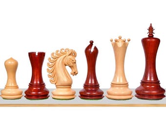 The Empire Luxury Series Staunton Chess pieces in Budrose / Boxwood - 4.4" King