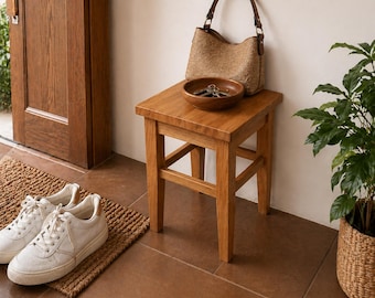 Taburete de entrada de madera de castaño hecho a mano, banco minimalista para zapatos, decoración rústica para el hogar.