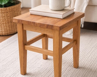 Taburete de madera maciza hecho a mano – Mesa auxiliar rústica minimalista – Muebles naturales