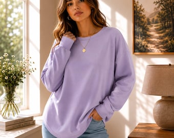 Oversized Women’s Sweatshirt, Casual Crewneck Pullover, Long Sleeve Cozy Top, Relaxed Fit Everyday Wear