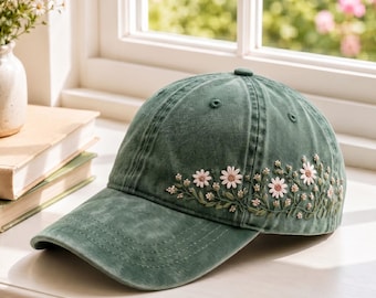 Hand Embroidered Blossom Daisy Floral Essence Baseball Cap: Exquisite Style
