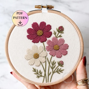 Modèle de broderie à la main Cosmos, fleur du mois d'octobre (PDF), motif floral de fleurs sauvages, dessin au trait de fleur rose, téléchargement numérique