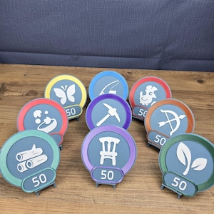 Distintivo de Nível de Habilidade Palia com Suporte, Presente Personalizado para Jogadores, Disco de Nível Palia Personalizado para Decoração de Mesa de Jogos, Arte Aconchegante para Fãs de MMO