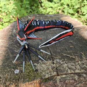 Subnautica 2 Needler Mango Articulated Model, Large Poseable Alien Creature Figure, Gaming Desk Decor