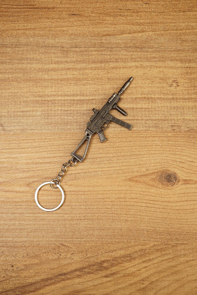 UMP45 Tactical SMG Keyring Metal Submachine Gun Keychain Military Game ...