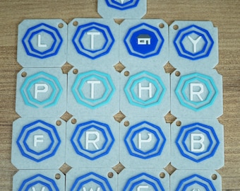 RuneScape Teleport Tablet Schlüsselanhänger OSRS Schlüsselanhänger Gamer Geschenk - Old School RuneScape Accessory Magic Tab Video Game Merch Varrock House Tab