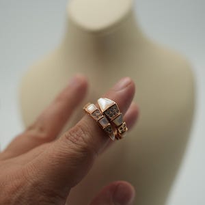 Pärlemor Serpenti ring 925 silver 18k roséguldpläterade huggormringar